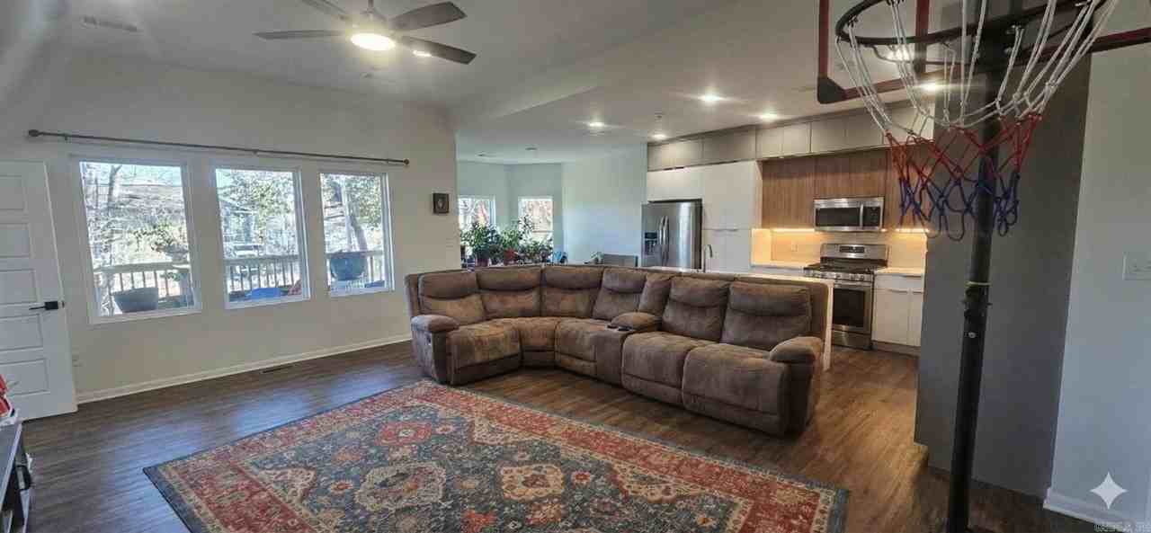 311 Gamble Rd - Photo 5 of 11