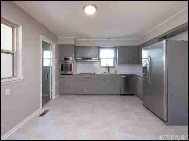 4907 Arlington Dr - Photo 4 of 21