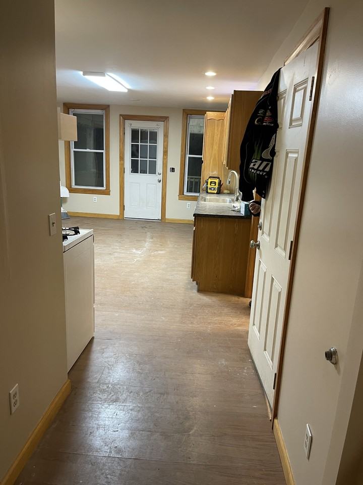 2 -4 Holyoke Street - 4B #4B - Photo 5 of 5