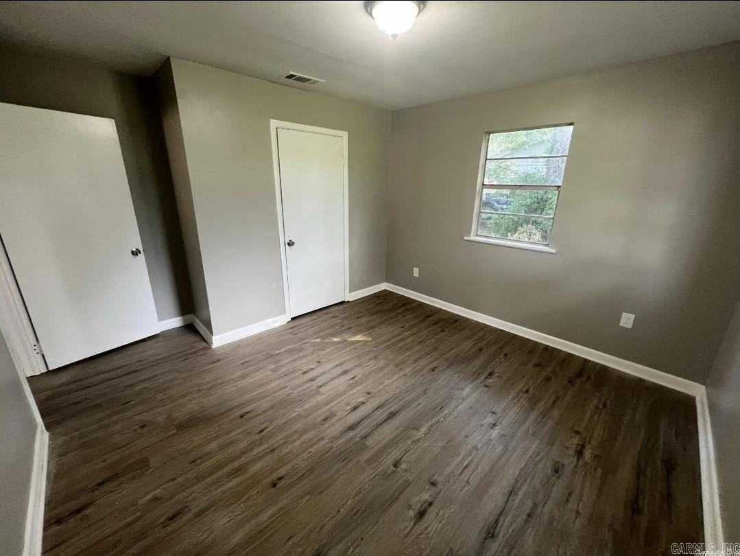 106 S Grant St - Photo 6 of 9