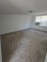featured image of 1008 Kavanaugh Blvd #4
