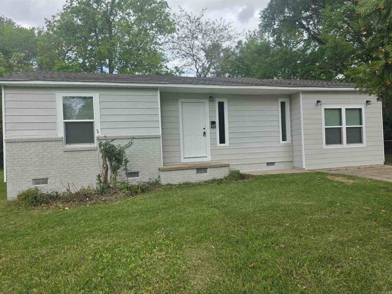 407 Rock St - Photo 2 of 16