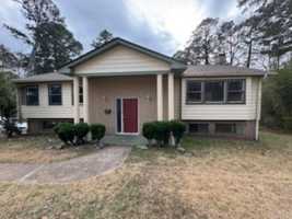 featured image of 980 Woodcrest Rd