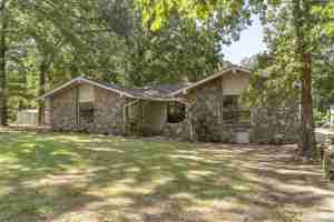 featured image of 9914 Pinnacle Valley Rd