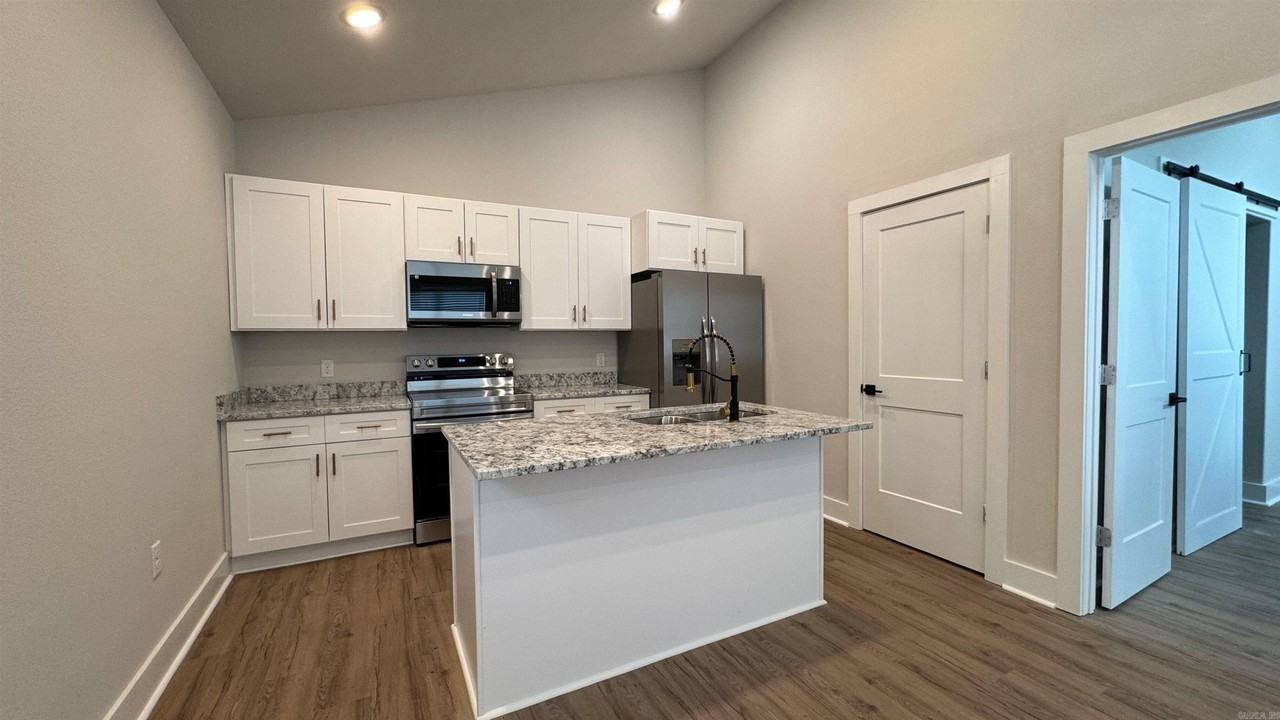 2011 Watts Rd #100 - Photo 5 of 19