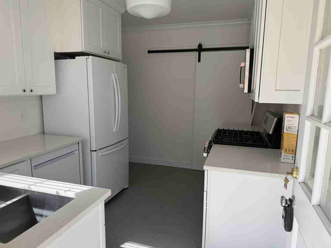 621 Cumberland St #1-2 - Photo 6 of 16