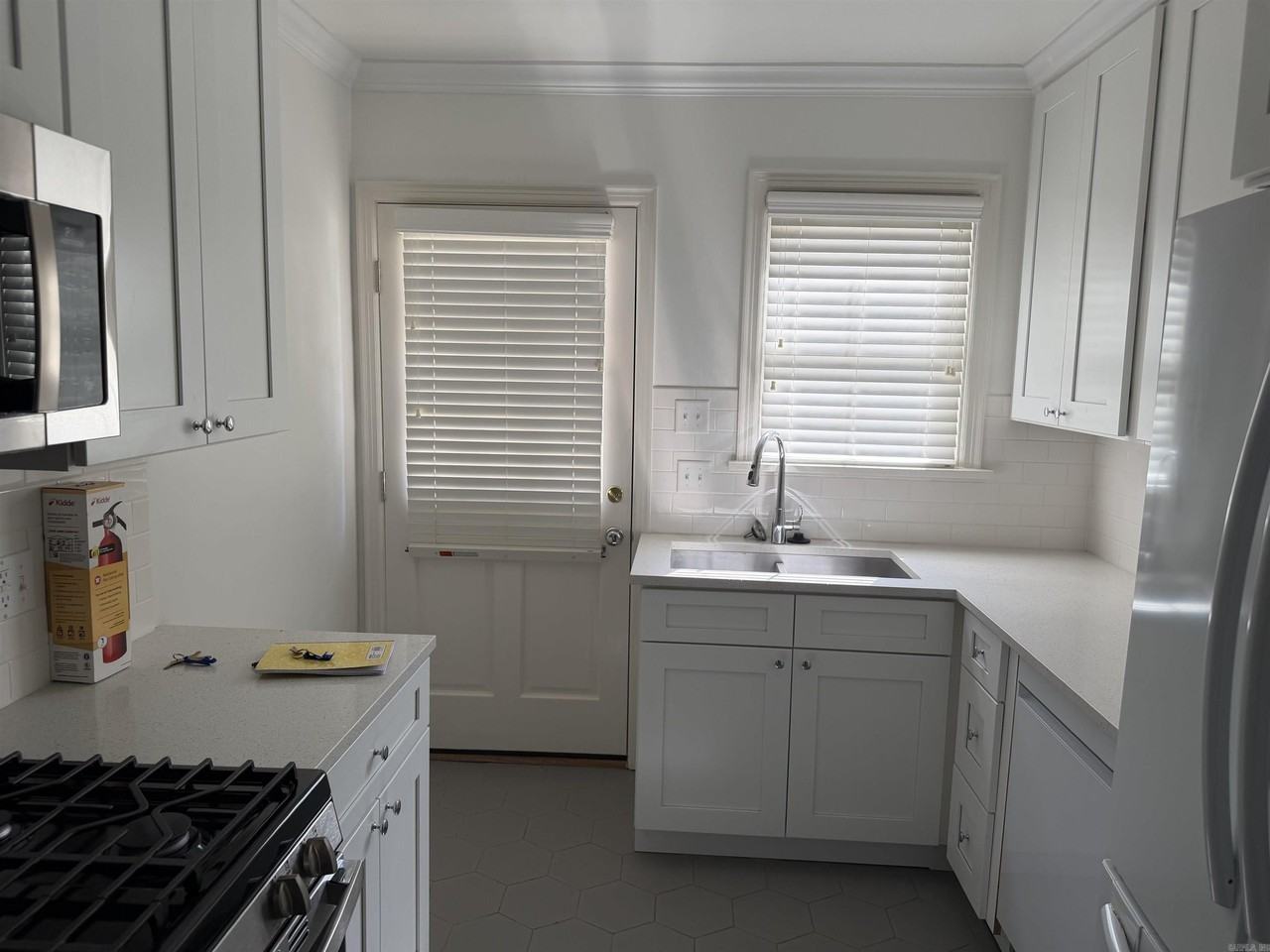 621 Cumberland St #1-2 - Photo 7 of 16