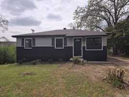 featured image of 5 Oakview Dr