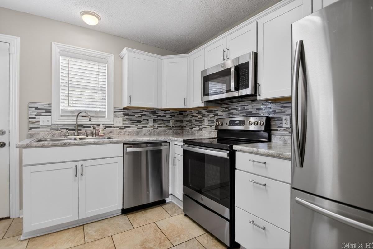 200 Pine Forest Dr - Photo 3 of 4