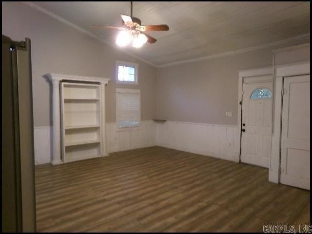 303 E Nichols St - Photo 6 of 25