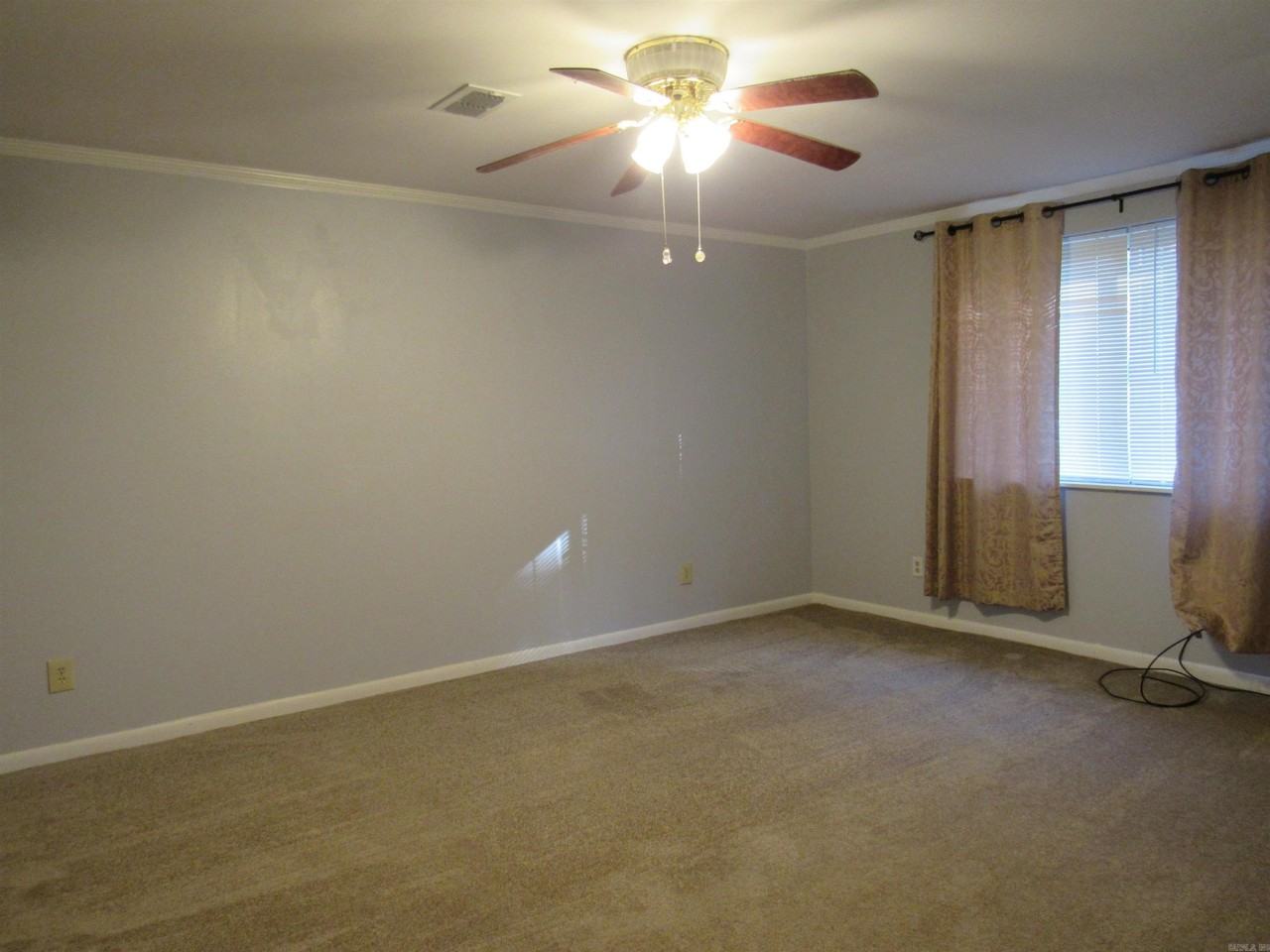 2912 Highway 319 W - Photo 5 of 26