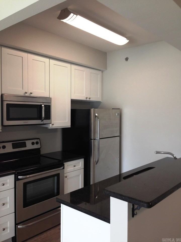1855 Mckennon St #7 - Photo 2 of 6