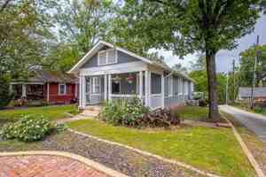 featured image of 4816 Kenyon Dr