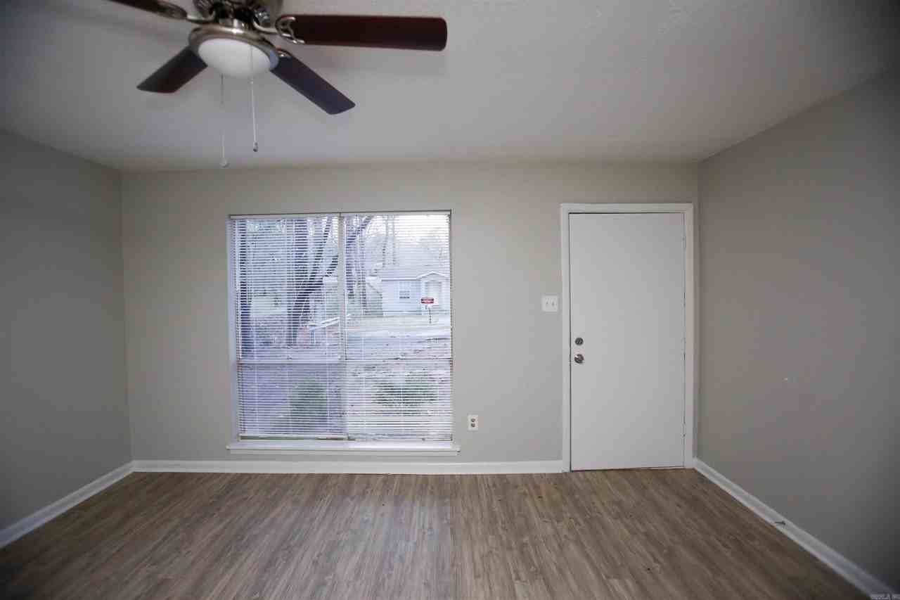 3219 Potter St - Photo 2 of 13
