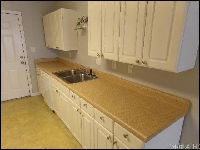 3215 Ludwig St Unit B - Photo 5 of 12
