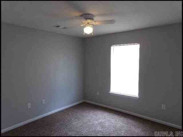 3215 Ludwig St Unit B - Photo 6 of 12