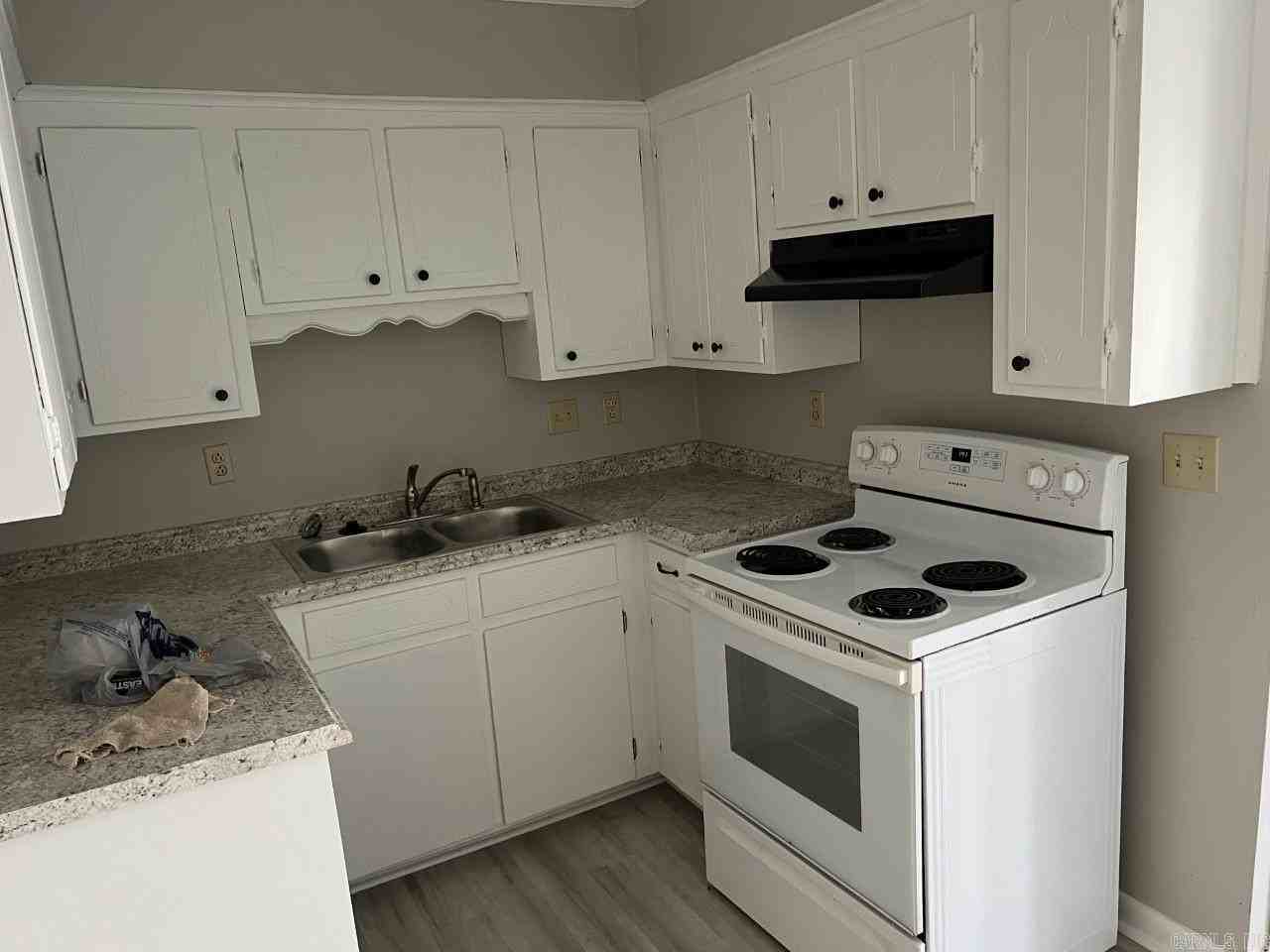 422 Brown St #3 - Photo 6 of 6