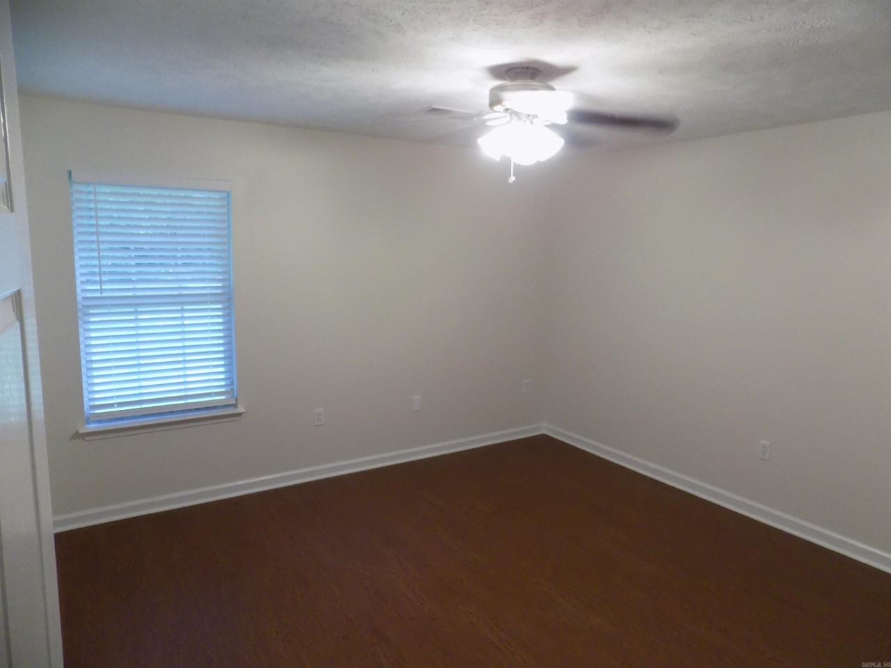 19 E Skyline Dr - Photo 3 of 12