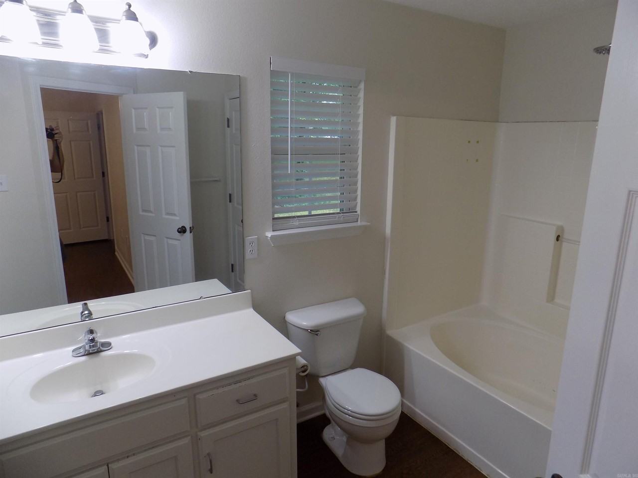 19 E Skyline Dr - Photo 4 of 12