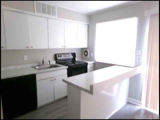101 Ellis Dr Apt G - Photo 3 of 11