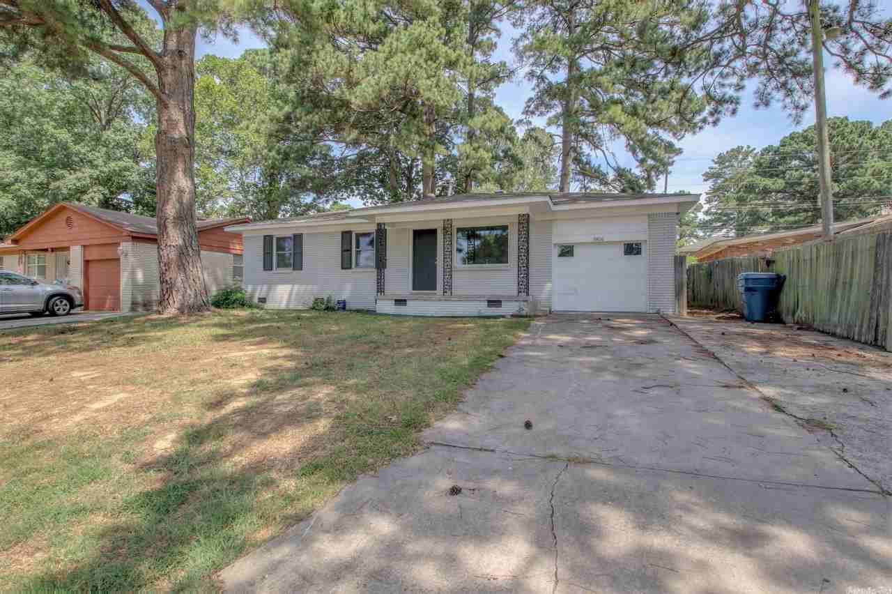 5806 Southwick Dr - Photo 2 of 15