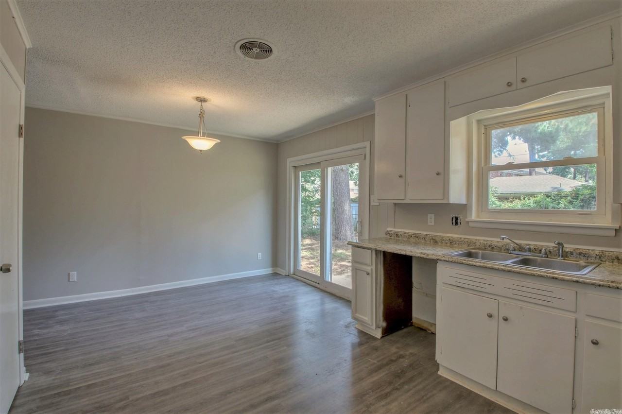 5806 Southwick Dr - Photo 6 of 15