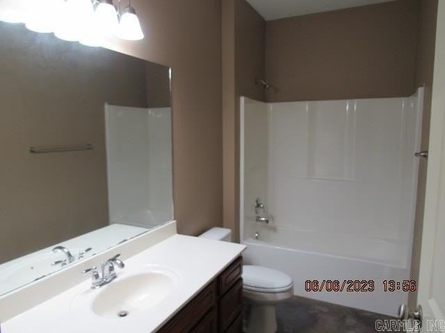 1410 Robins St - Photo 7 of 13