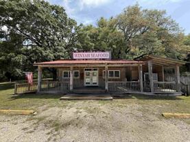 7113 S Island Rd - Photo 1 of 1