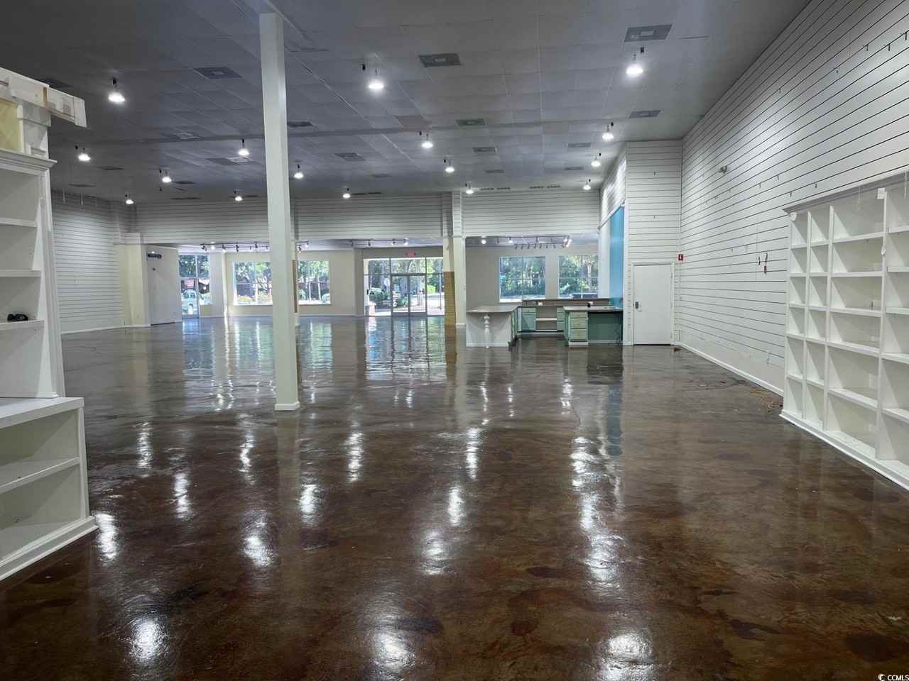 6613 N Kings Hwy - Photo 4 of 12