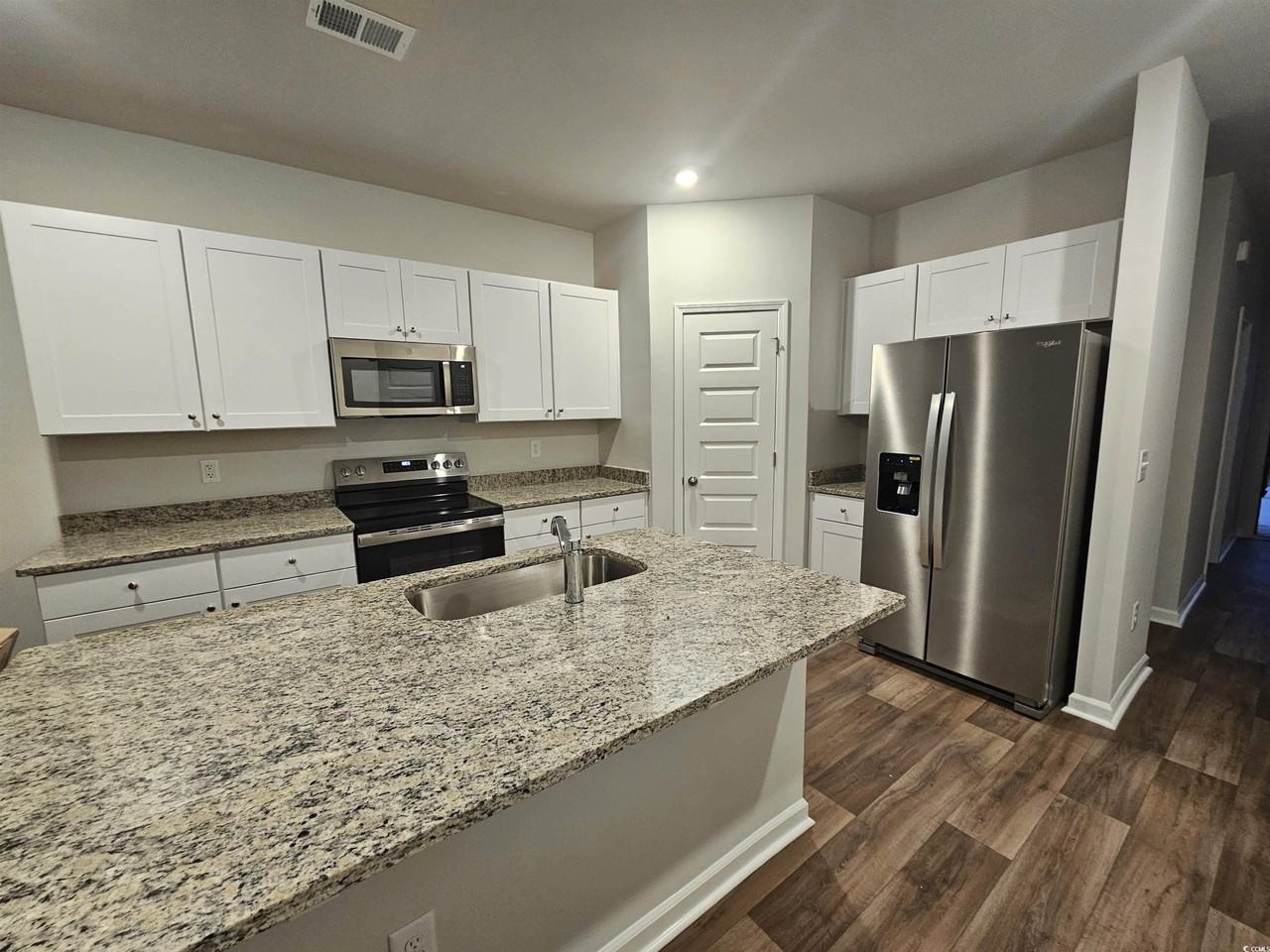 2033 Wild Indigo Cir Nw - Photo 4 of 24