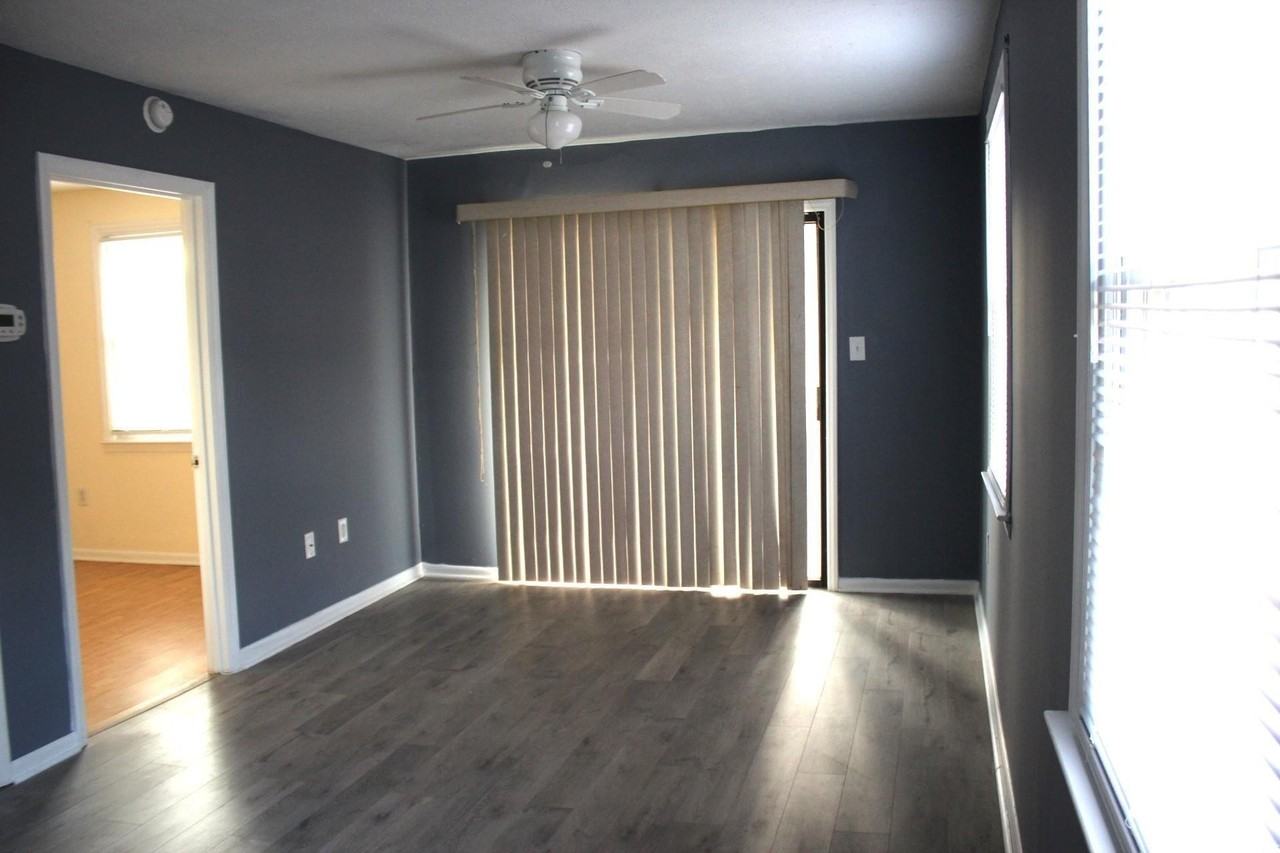 1500 Chester St #2 - Photo 2 of 9