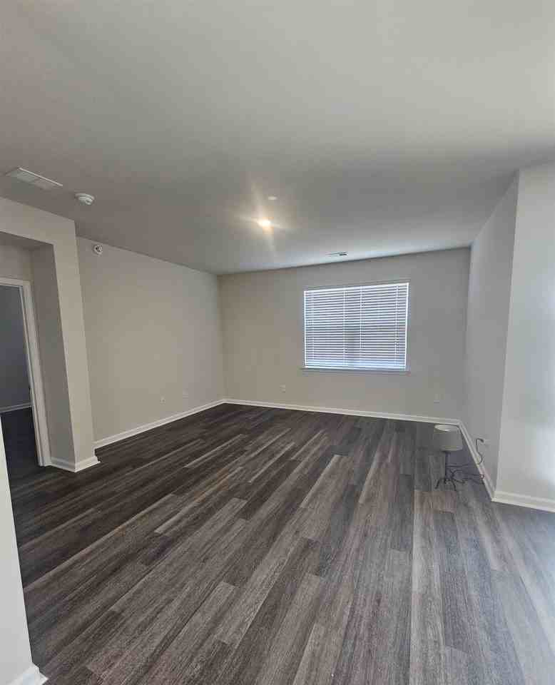 143 Honey Jar Way - Photo 7 of 23