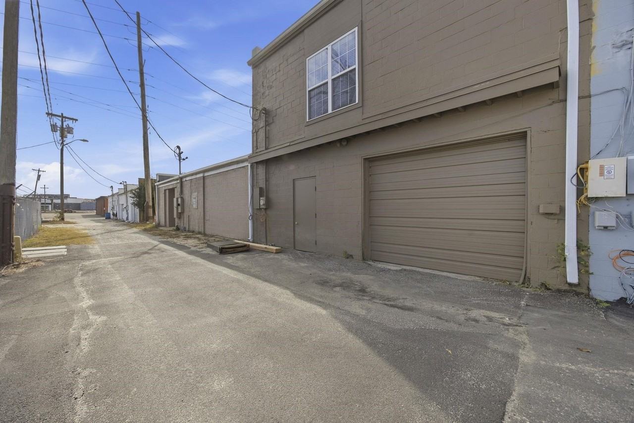 716 8th Ave N - Photo 2 of 40