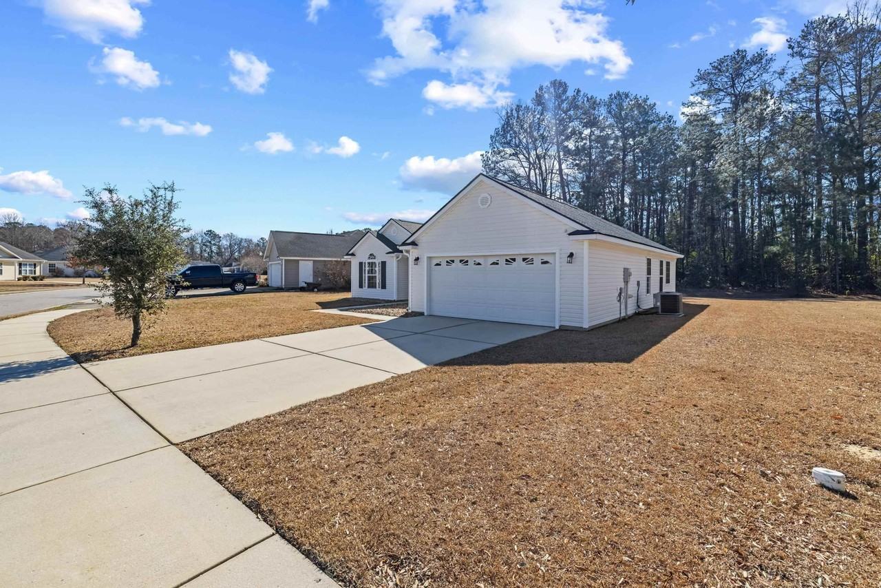 2711 Green Pond Cir - Photo 3 of 32