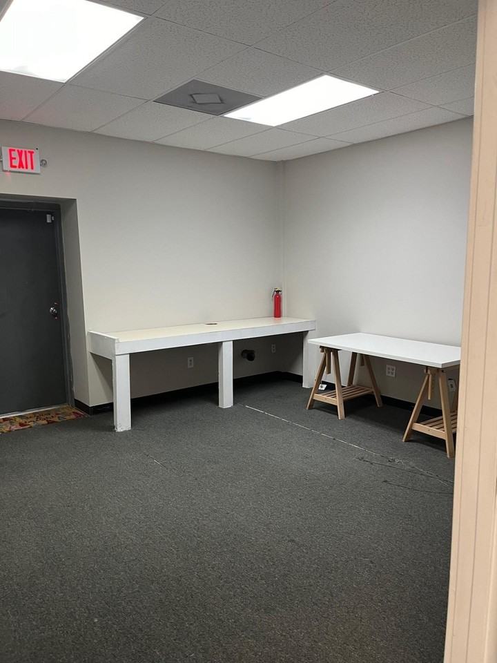 263 Commerce Dr - Photo 5 of 8