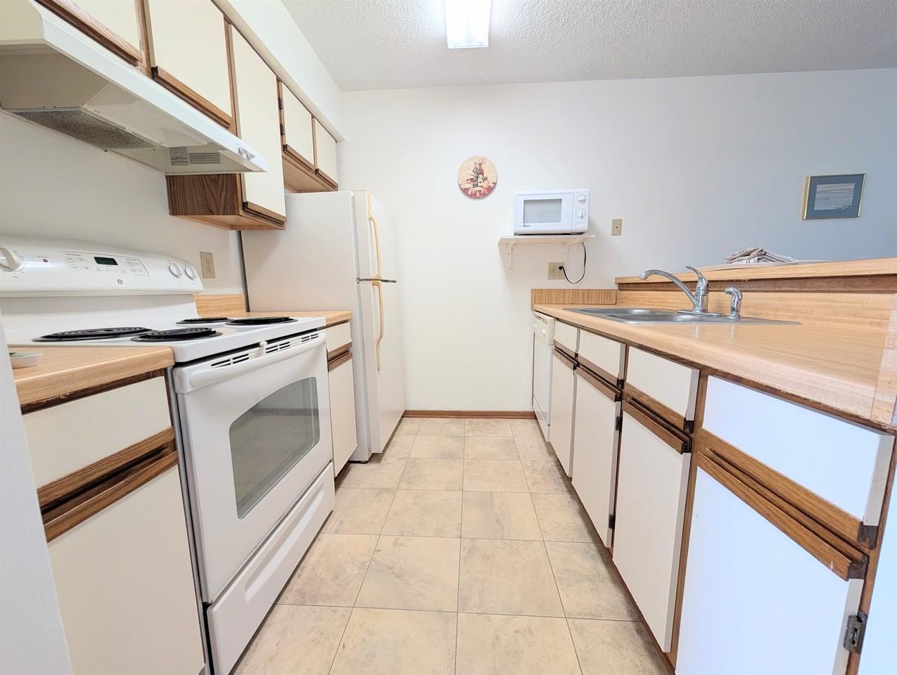 4489 L R I Ln #1704 - Photo 4 of 14