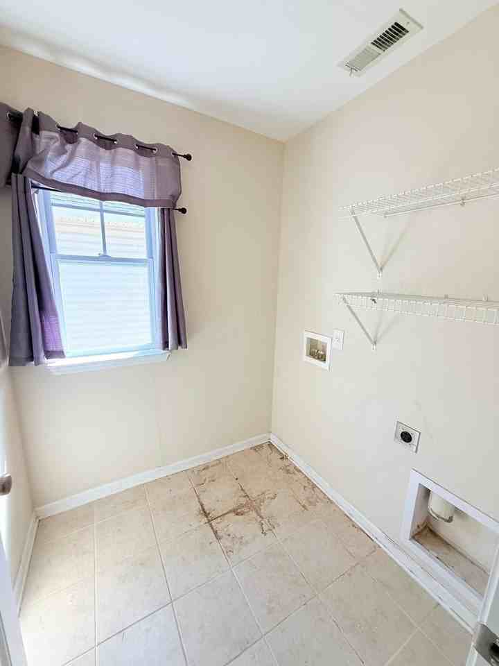 915 Oglethorpe Dr - Photo 5 of 23
