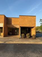 featured image of 923 Medical Cir