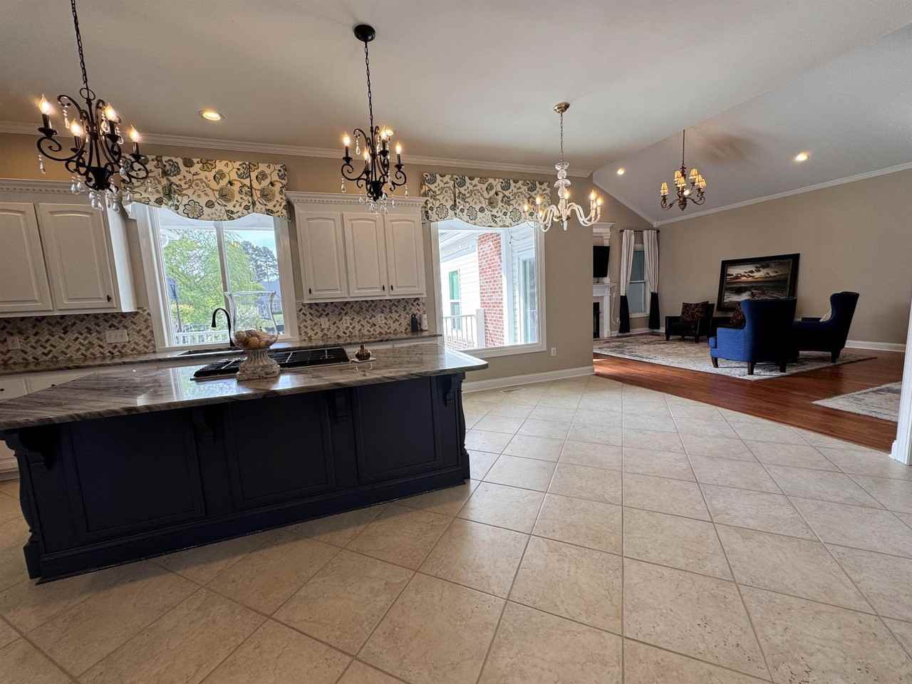 3771 Waterford Dr - Photo 7 of 23