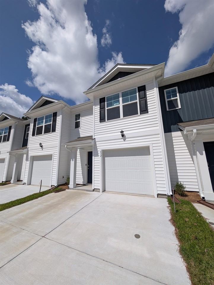 632 Golden Resin Rd - Photo 2 of 38