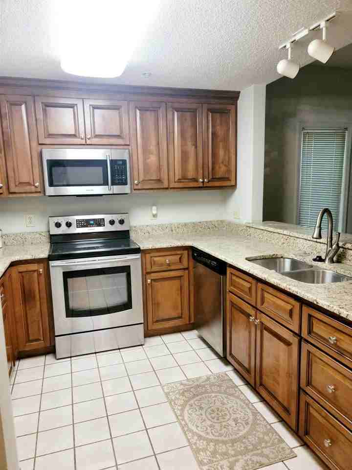1221 Tidewater Dr #313 - Photo 3 of 13