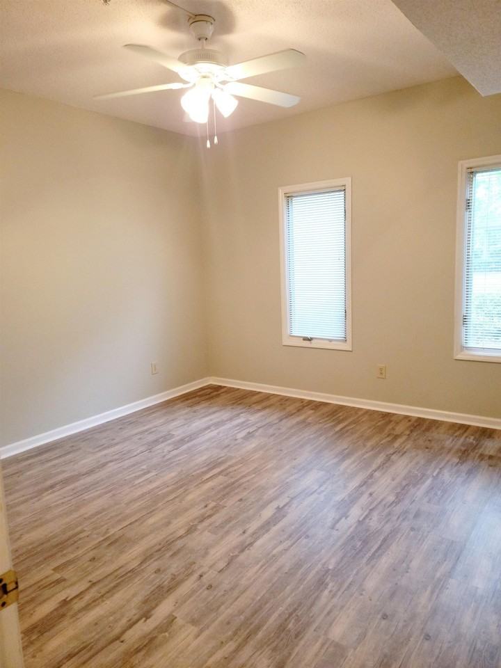 1221 Tidewater Dr #313 - Photo 6 of 13