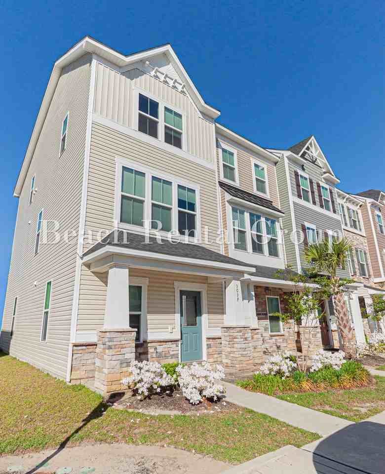 303 Golan Cir #F - Photo 3 of 26