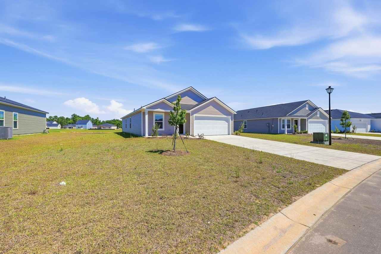 125 Indigo Grove Dr - Photo 2 of 32