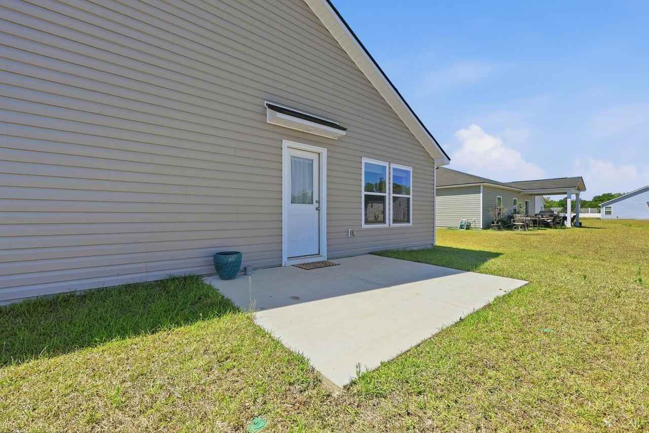 125 Indigo Grove Dr - Photo 4 of 32