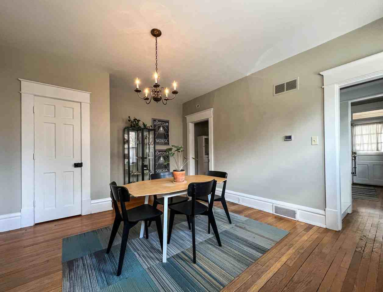 316 E Deshler Ave - Photo 5 of 11