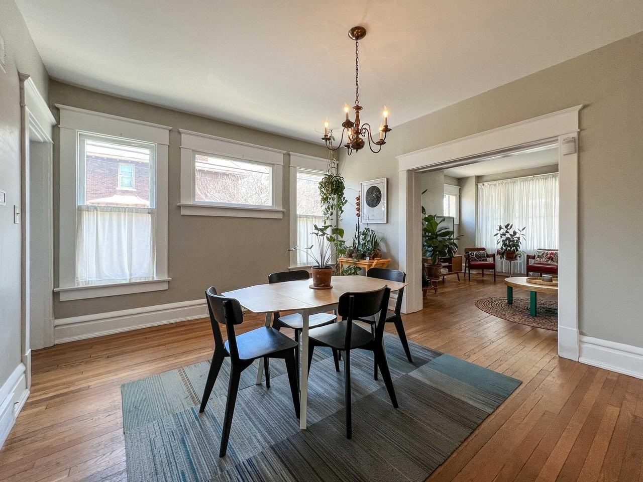 316 E Deshler Ave - Photo 6 of 11