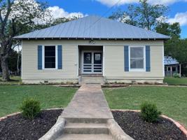 featured image of 422 S Orange St