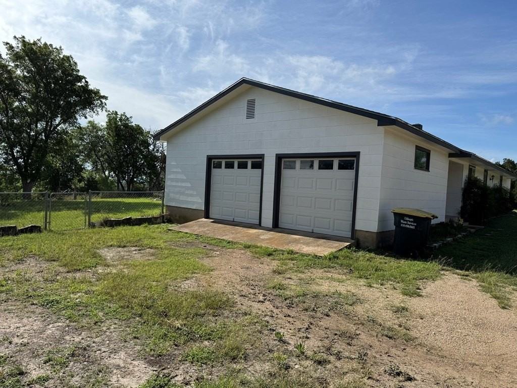 2078 Lower Crabapple Rd - Photo 4 of 45