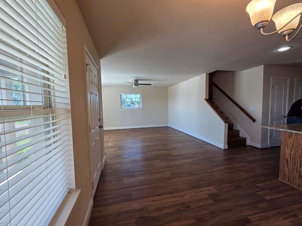 1004 E Hill St #A - Photo 4 of 26